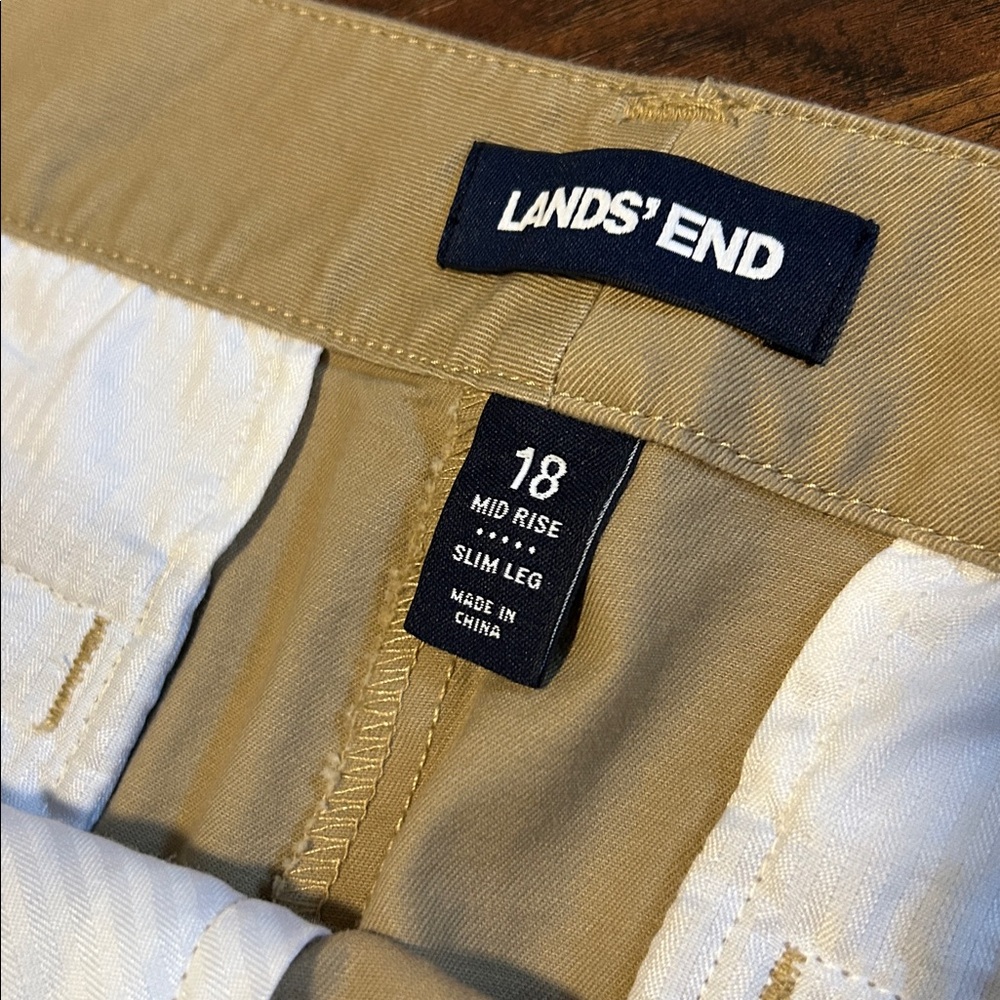 Lands’ End Women’s Size 18 Mid Rise Slim Leg Chino Khaki Pant - Picture 4 of 7
